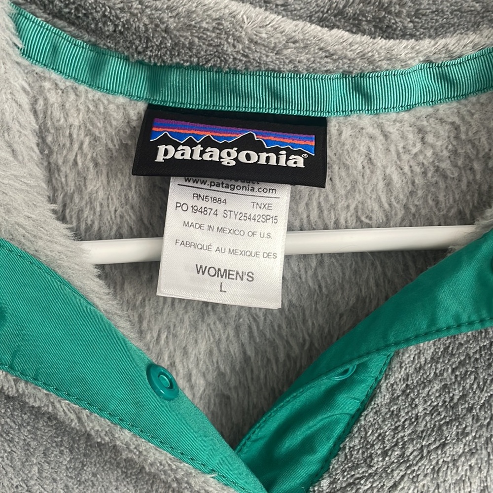 jacket with pockets - Picture 3 of 3